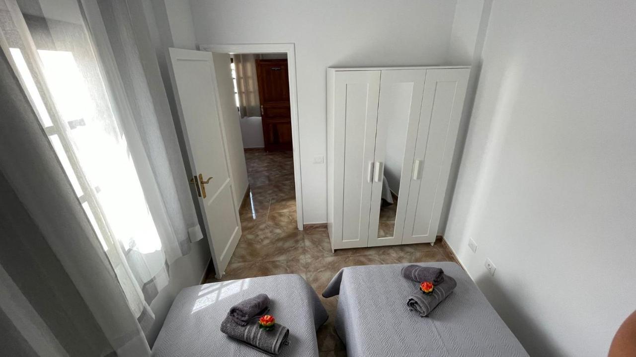 Vivienda Vacacional Tienda Loly Пуерото-де-лас-Нєвес Екстер'єр фото